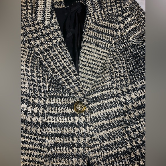 Smythe Duchess One Button Blazer Black and Gold Stunning! - Picture 4 of 13